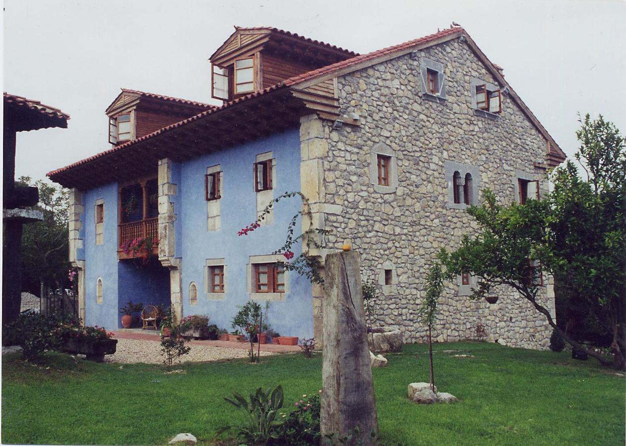 El Ama De Llaves Pension Hontoria Buitenkant foto